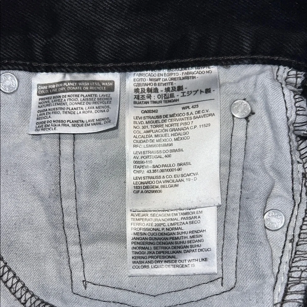 EUC - 505 Red Tab Levi's Black Denim Jeans - Picture 11 of 13